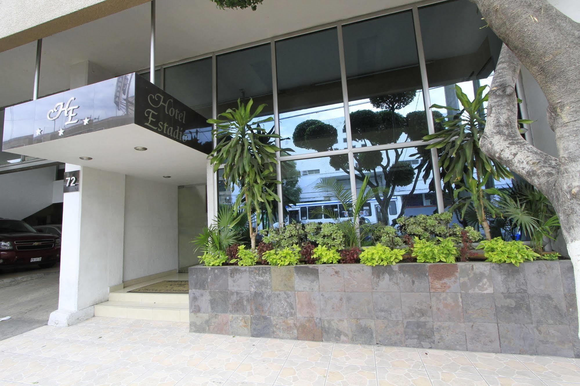 Hotel Estadio Guadalajara Extérieur photo