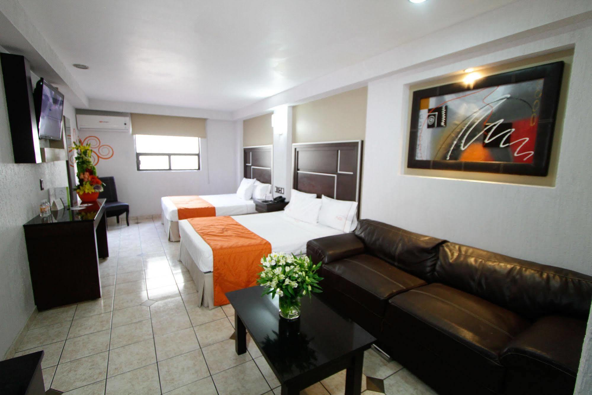 Hotel Estadio Guadalajara Extérieur photo